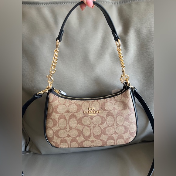 Coach Signature Brown Crossbody Bag - Picture 1 of 9